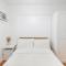 Bohemian Inspired 2 Bedroom Inspired Condo with Fast WIFI Near BGC - Manila