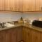 Bohemian Inspired 2 Bedroom Inspired Condo with Fast WIFI Near BGC - Manila