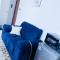One bed airbnb with pool by Omuts