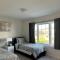 Spacious,comfy house,less than 15 mins to Niagara Falls - Thorold