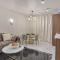 Apart hotel Louvre museum by Studio prestige