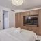 Apart hotel Louvre museum by Studio prestige