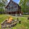 Rustic White Mountain Log Cabin Retreat! - Rumney