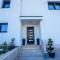 Luxury modern Villa "Keti"-Private Pool & Garden