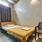 Hotel Pathik- NEAR CENTRAL BUS STAND - Kolhapur