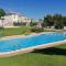 Apartament Casa del Gato Rojo , communal swimming pool , terrace with barbecue - 托雷维耶哈