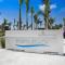 A few steps from the beach with community pool