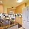 Siesta Beach Condo Rental with direct beach and pool access