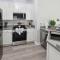 Brand New Disney Themed Oasis 2BR near Parks townhouse