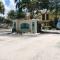 Brand New Disney Themed Oasis 2BR near Parks townhouse