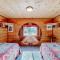 Twin Feathers Cabin - Crouch