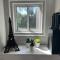 Bright Private Suite in Cabbagetown, Steps to Shops & Downtown Toronto