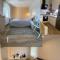 Modern and well done flat Geneva - self check-in - Saint-Genis-Pouilly