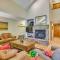 Walk to Ski Lift Renovated Condo in Breckenridge! - 布雷肯里奇