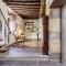 Flatguest Amiga Mia - Traditional House