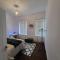 Central Manchester Modern Cosy Home 2 Bed 2 Baths