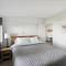 Lakefront Family Home/Golf Cart/Beach