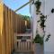 Modern cosy apartment walking distance to many cove beaches and coast path walks as well as the famous Helford river - Falmouth