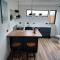 Modern cosy apartment walking distance to many cove beaches and coast path walks as well as the famous Helford river - Falmouth