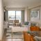 3BR 2Bths Exclusive apartment King Bed Suite with balcony and private parking - Lima