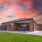 Winter Valley Retreat - Palatial Pad in the Valley!