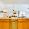 Cozy Steamboat Condo with Balcony and Mtn Views! - ستيمبوت سبرينغز