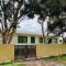 The Green House Dening Street Robe