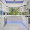 The Fairways Villas - 5 bedrooms & bathroom for up to 14 guests 7kms to Patong