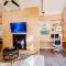 BOHO New Construction: On Golf Course/views/Hot tub AC walk to market and beach