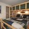 Snowblaze A24 condo