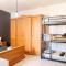 XL Central Home - Sleeps 10 people XL Central Home - Sleeps 10 people