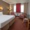 Stratford Manor Hotel