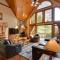 Grand Ellijay Cabin with Mountain Views and Pool Table - Елліджей