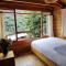 Tree House Lodge