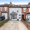 Spacious en-suite in a 5-Bedroom House at Hanwell (2nd Floor) - Hanwell