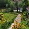 Sea and Sunshine 100m to beach,free parking,centar,View