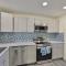 Lovely vacation home 1 block from beach & downtown Gulfport