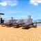 LaGrande Residence Jacuzzi & Shower 10th FLR Unit