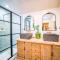 SweetSuiteCullman-couples retreat tiny home dwntwn