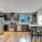 Modern 3 BR Townhouse just steps to Alki Beach