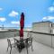 Modern 3 BR Townhouse just steps to Alki Beach
