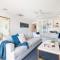 Preston Alfresco Poolside Retreat Rye