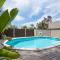 Preston Alfresco Poolside Retreat Rye