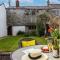 1 Marine Terrace sleeps 4 in Wadebridge - Wadebridge