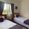 Regina Gardens - Spacious 3 bed, 2 bath maisonette