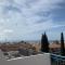 Regina Gardens - Spacious 3 bed, 2 bath maisonette