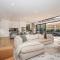 Lexicon House with Pool in Blairgowrie