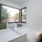 Lexicon House with Pool in Blairgowrie