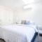 Barker Cottage with Spa in Flinders