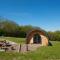 Foot of the Downs Shepherds Hut - Woodmancote